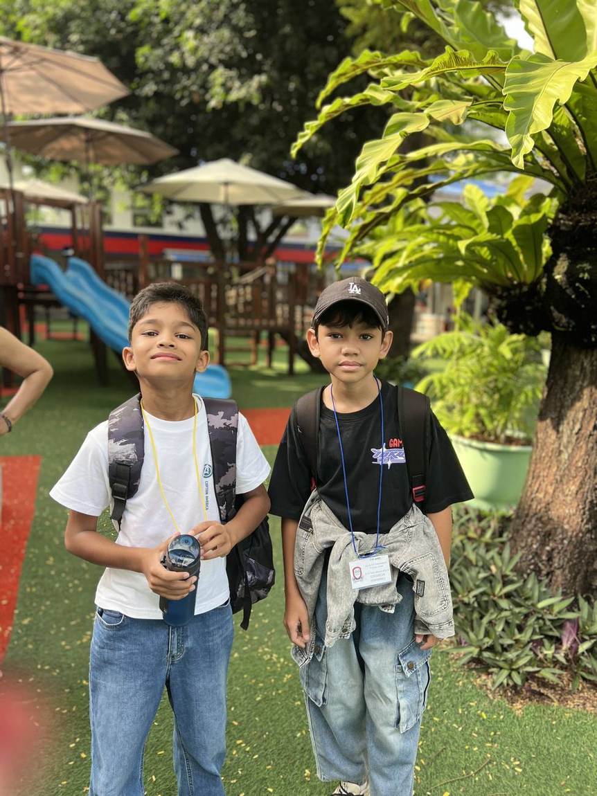 A student smiling during the school field trip